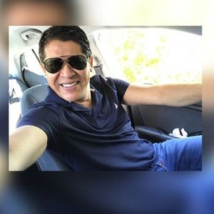 Meet your Posher, Winston